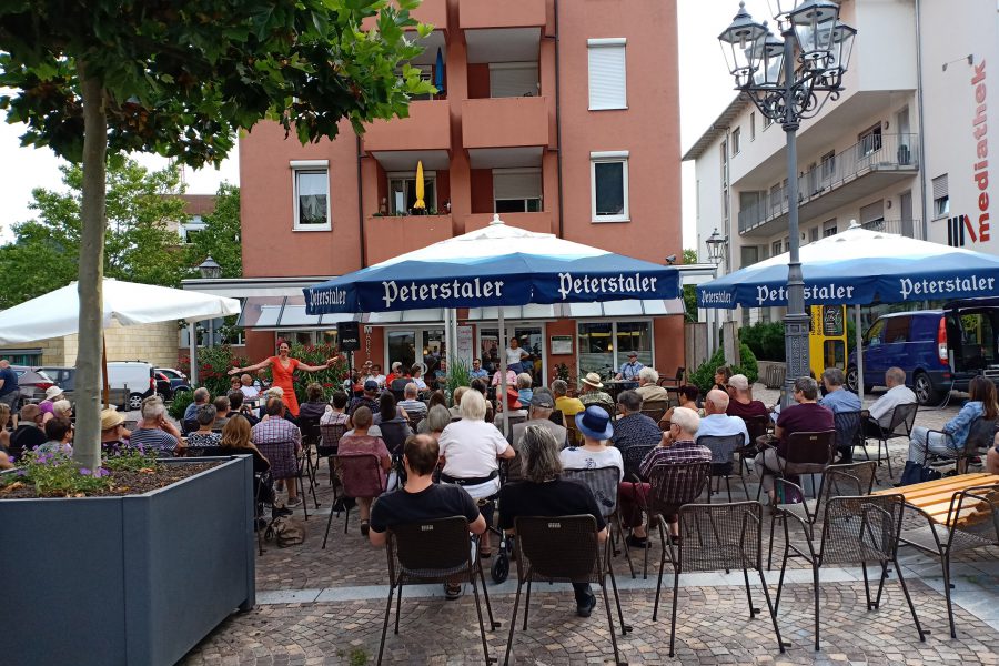 Nägele mit Köpf © LeseLenz (23)